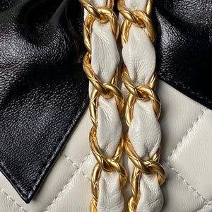 CHANEL CLUTCH WITH CHAIN